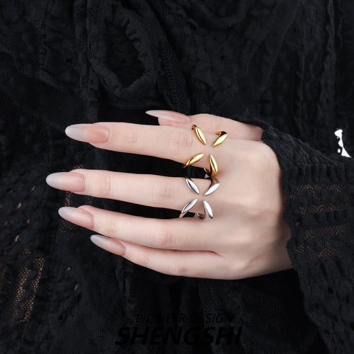 Adjustable Four-Leaf Clover Ring
